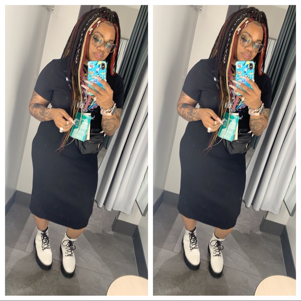 Hi 👋🏽 - Picture 3 of 3